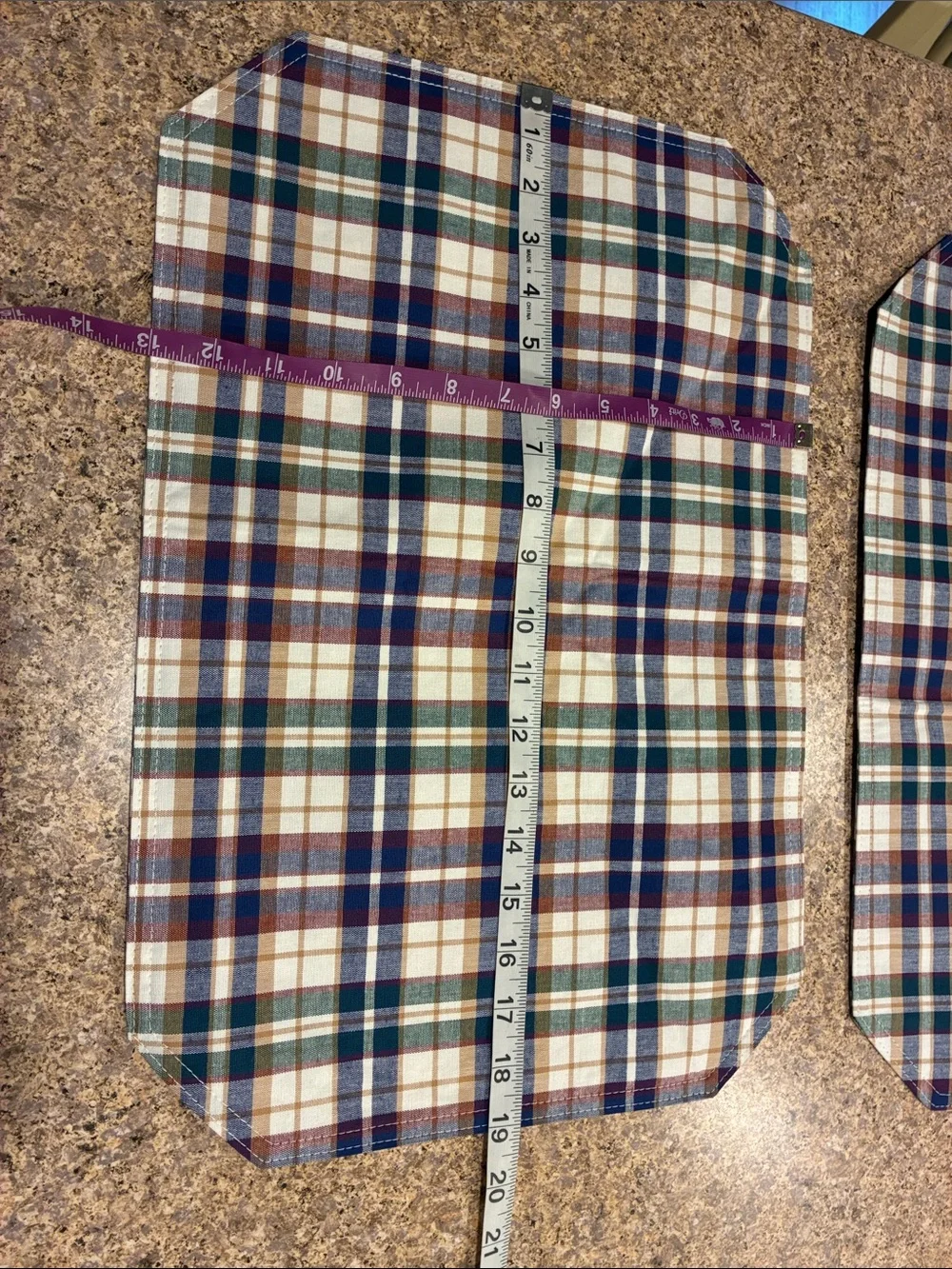 Longaberger Woven Traditions Plaid Fabric Placemats Set of 2 SMELLS MUSTY